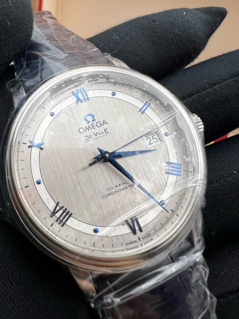 Omega De Ville